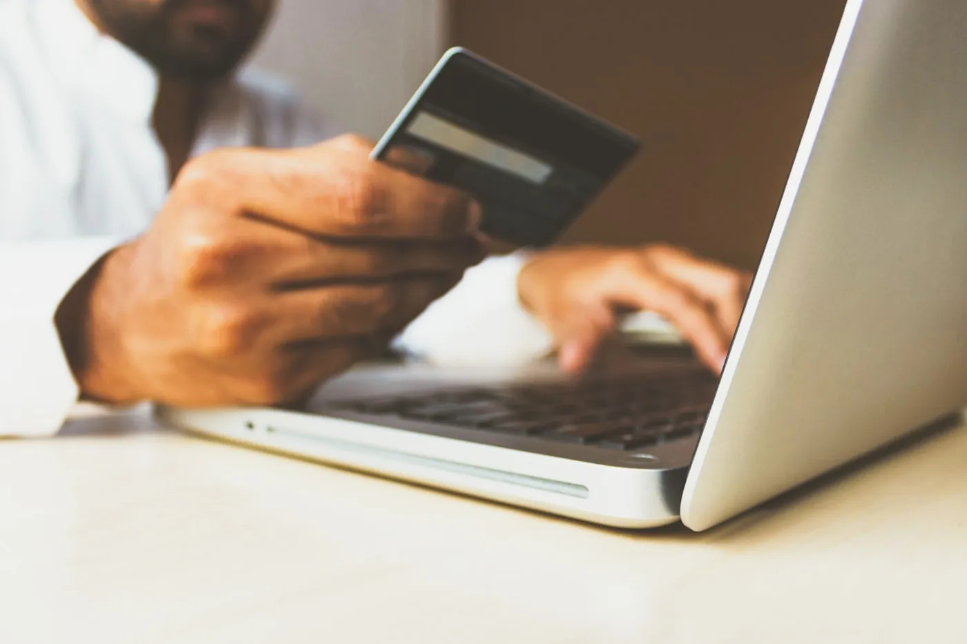 Illustration of work in the sector Digital Transaction Solutions